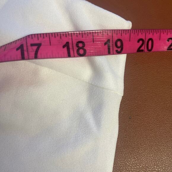 LULU'S M Thinking Out Loud White Backless Criss Cross Wide Leg Jumpsuit b101 - Picture 5 of 15